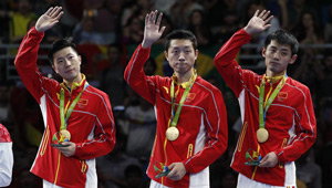 Chinas Tischtennis-Mannschaft der Männer erringt Goldmedaille in Rio