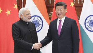 Xi Jinping trifft indischen Premierminister in Hangzhou