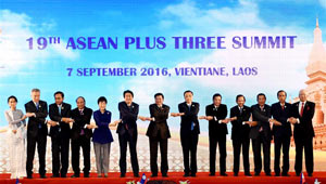 19. Gipfeltreffen von ASEAN+3 (China, Japan und Südkorea) in Vientiane abgehalten