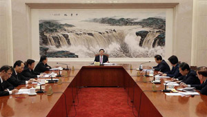Zhang Dejiang leitet Treffen der führenden Pateigruppe des Ständigen Ausschusses des NVK in Beijing
