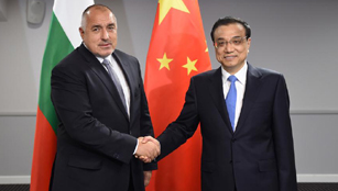 Li Keqiang trifft den bulgarischen Premierminister in Riga