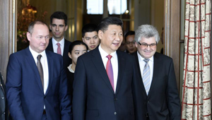 Xi Jinping trifft Führungen der zwei Kammern des Schweizer Parlaments in Bern