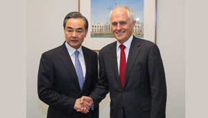 Wang Yi trifft australischen Premierminister in Canberra