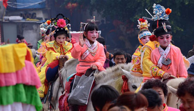 Kinder-Parade in Fujian