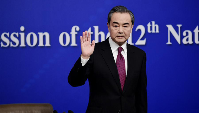 Außenminister Wang Yi beantwortet bei Pressekonferenz Fragen zu Chinas Außenpolitik und Außenbeziehungen