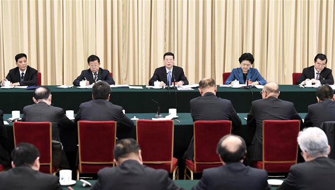 Zhang Gaoli nimmt an Podiumsdiskussion mit Delegierten aus der Provinz Hebei teil