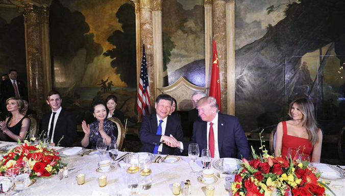 Xi Jinping nimmt am Empfangsbankett im Mar-a-Lago-Resort teil