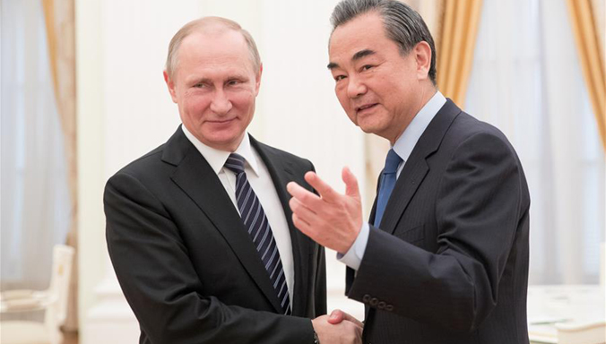 Putin trifft Wang Yi in Moskau