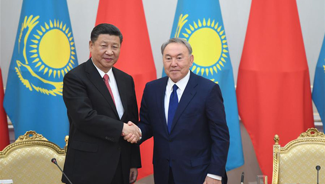 Xi Jinping führt Gespräche mit Nursultan Nasarbajew in Astana