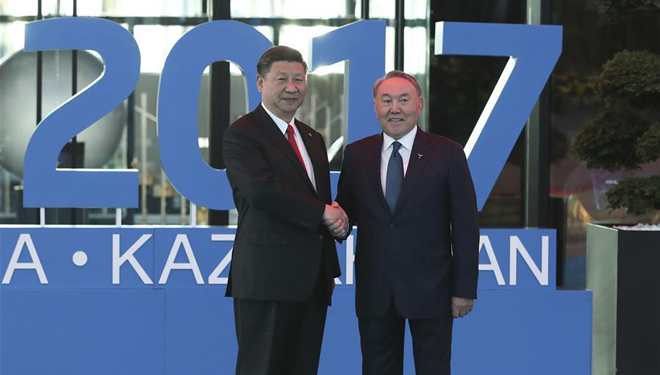Xi Jinping nimmt an der Eröffnungszeremonie der Expo 2017 in Kasachstan teil