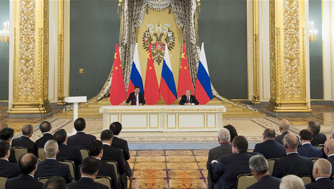 Xi Jinping und Wladimir Putin treffen Vertreter von NGO, Medien und Unternehmen