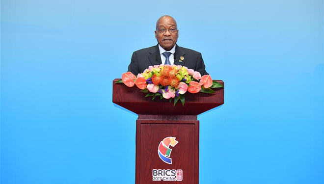 Südafrikanischer Präsident Zuma hält beim BRICS-Wirtschaftsforum eine Rede