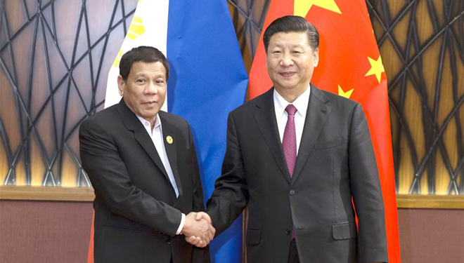 Staatspräsident Xi Jinping trifft philippinischen Präsidenten Rodrigo Duterte in Vietnam