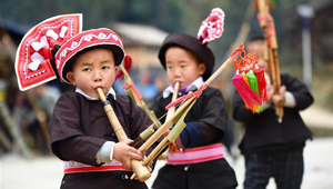 Frühlingsfest wird in Qiandongnan mit einer Volksmesse gefeiert