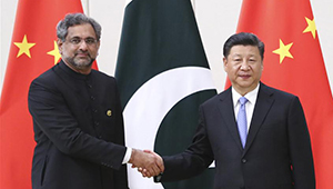 Xi Jinping trifft pakistanischen Premierminister in Boao