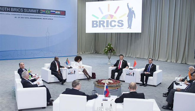 Xi Jinping nimmt an informellem Treffen anlässlich 10. Jahrestages des BRICS-Mechanismus in Johannesburg teil