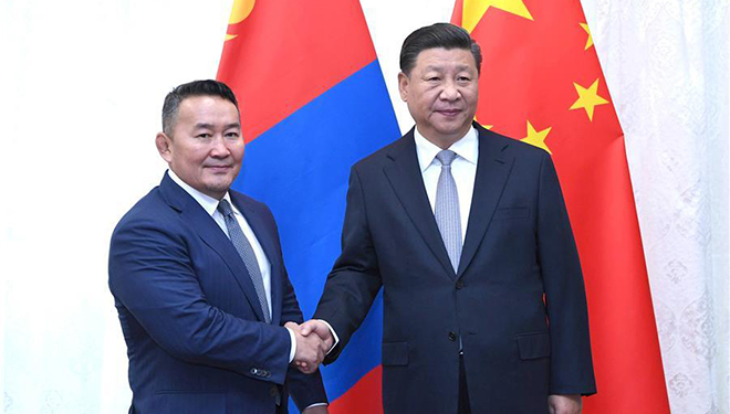 Xi trifft mongolischen Präsidenten