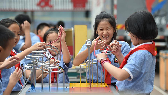 Aktivität für wissenschaftliches Bewusstsein in einer Grundschule in Hebei abgehalten