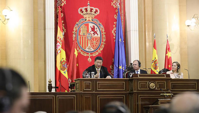 Xi Jinping hält vor zwei Häusern des spanischen Parlaments eine Rede