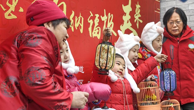 Frühlingsfest-Aktivitäten in Dongsi-Gemeinschaft in Beijing