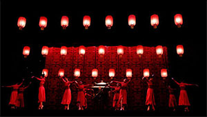 Chinesische Balletttänzer treten im Kennedy Center zur Feier des chinesischen Neujahrs auf