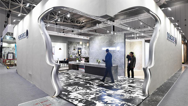 Ausstellung für Keramik- und Badprodukte in Foshan abgehalten