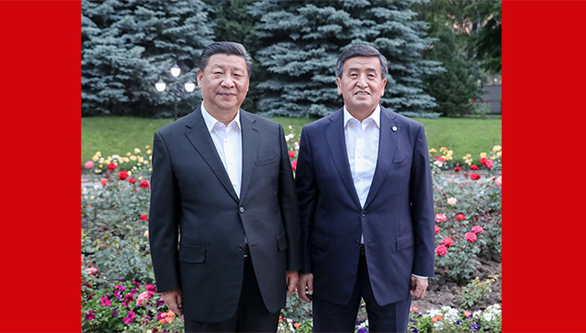 Xi Jinping und sein kirgisischer Amtskollege treffen in Bischkek zusammen