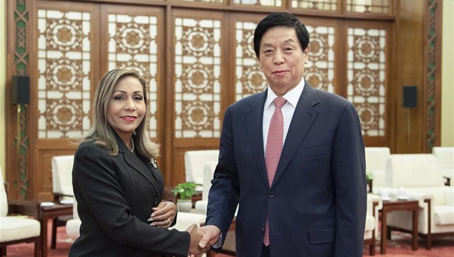 Li Zhanshu trifft Präsidentin der Nationalversammlung von Panama