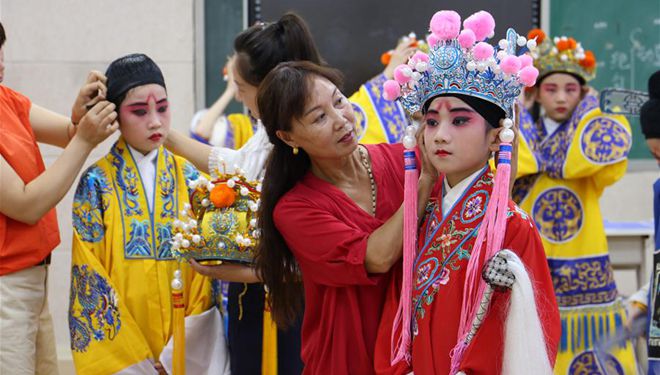 Bildungsbehörden in Handan fördern Volkskulturerziehung der Schüler