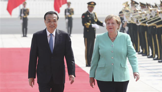 Ministerpräsident Li ermutigt China und Deutschland, Zusammenarbeit zu intensivieren und Multilateralismus zu schützen