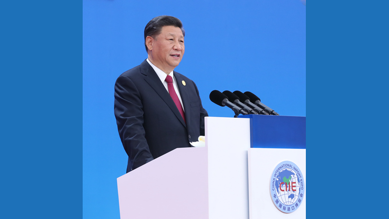 Xi hält Rede bei Eröffnungszeremonie der 2. internationalen Importexpo