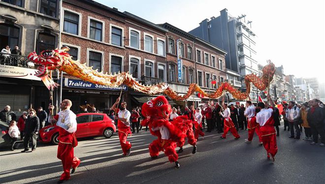 Multikulturelles Festival zum chinesischen Frühlingsfest findet in Lüttich, Belgien statt