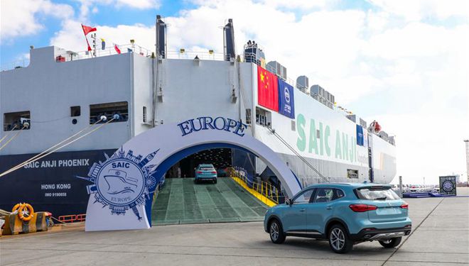 Chinas führender Autohersteller startet erste selbst betriebene Auto-Versandroute nach Europa