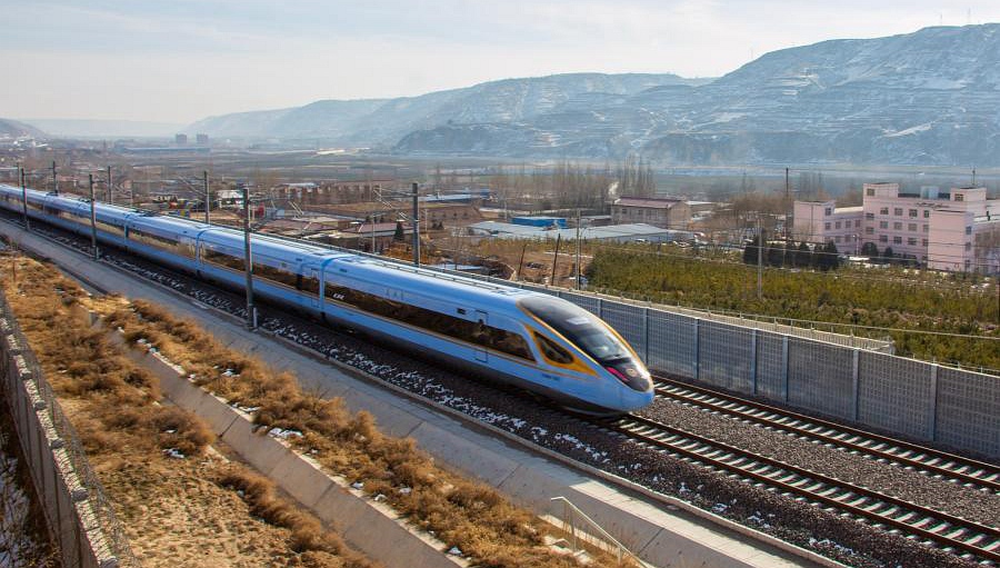 Neue Hochgeschwindigkeitsstrecke zwischen Yinchuan und Xi'an in Betrieb genommen