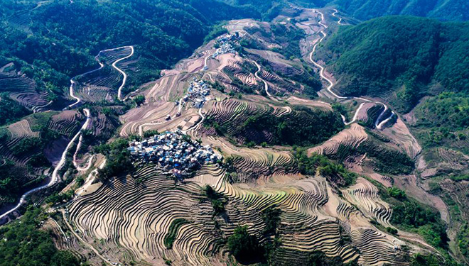 Ansicht der Terrassenfelder Hani in Chinas Yunnan