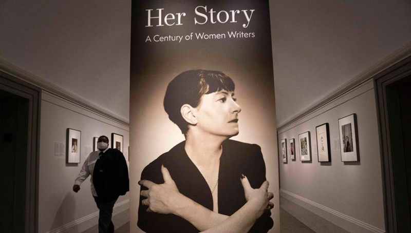 Ausstellung mit der Titel „Ihre Geschichte: Ein Jahrhundert Schriftstellerinnen“ in Washington veranstaltet