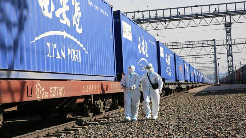 China-Europa Güterzugverkehr über Alataw-Pass in Xinjiang wächst