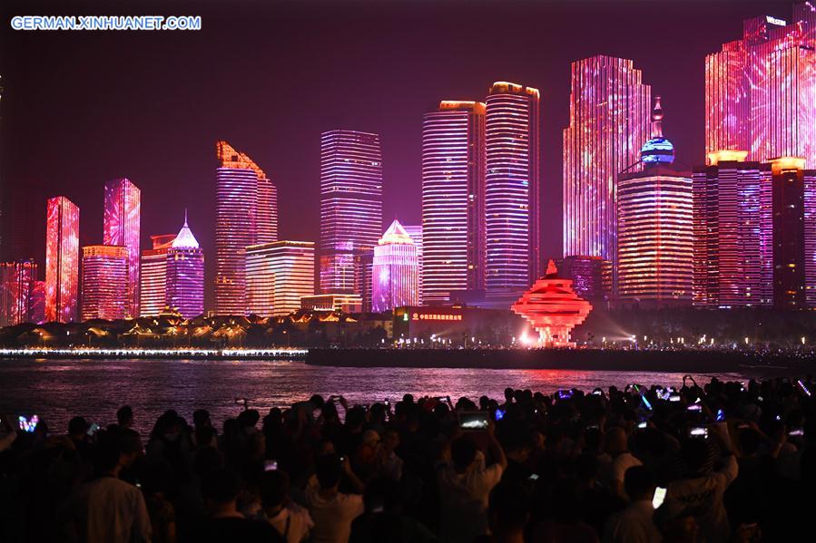 CHINA-QINGDAO-NATIONAL DAY-LIGHT SHOW (CN)